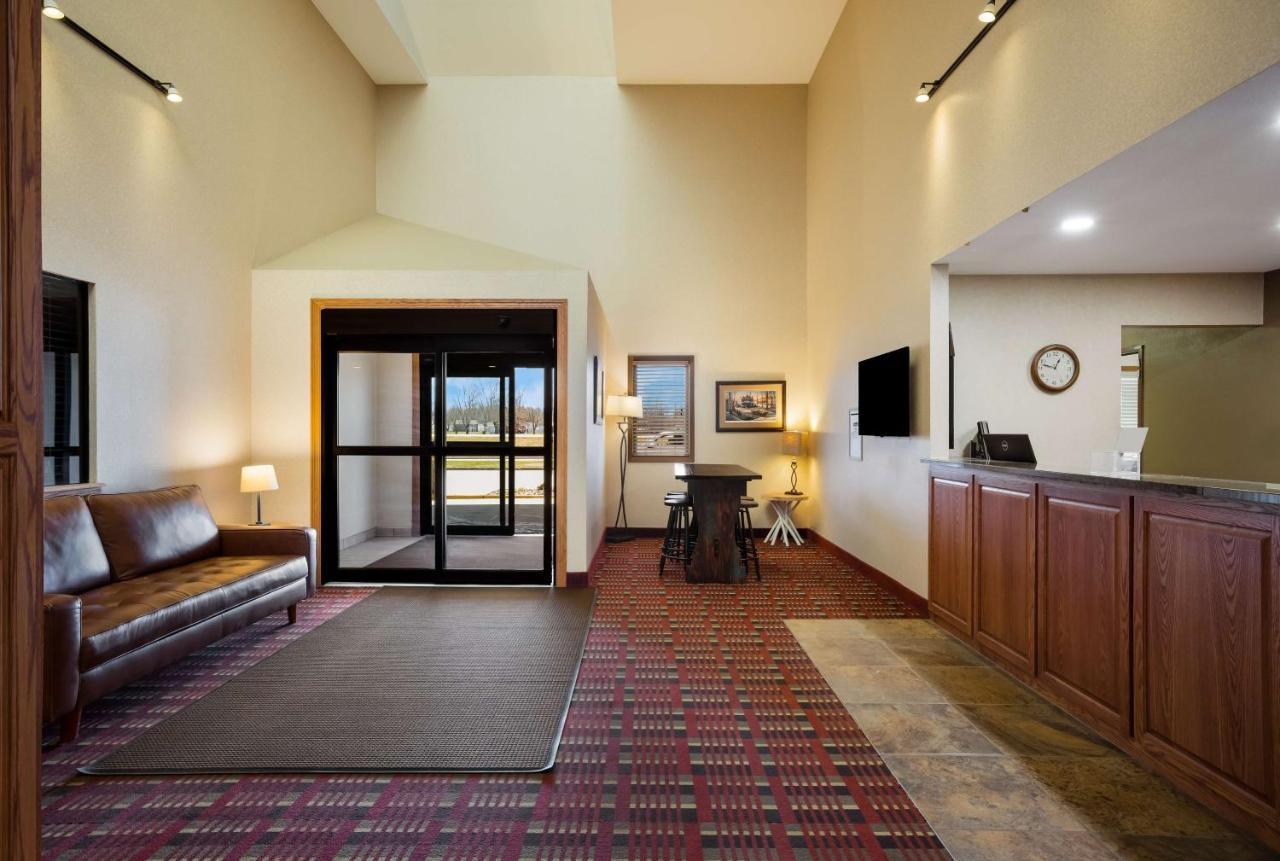 Best Western Vermillion Inn Екстер'єр фото