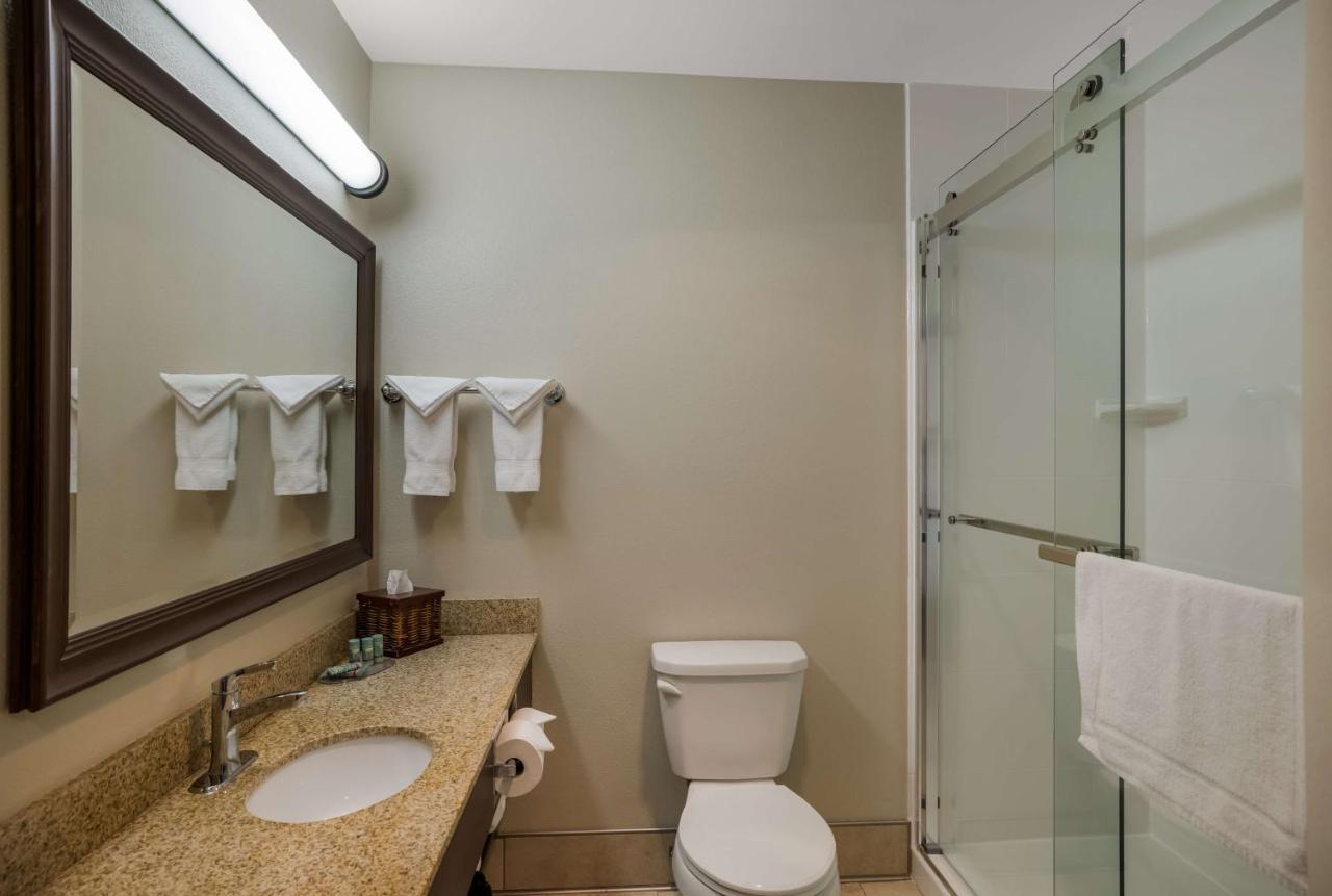 Best Western Vermillion Inn Екстер'єр фото