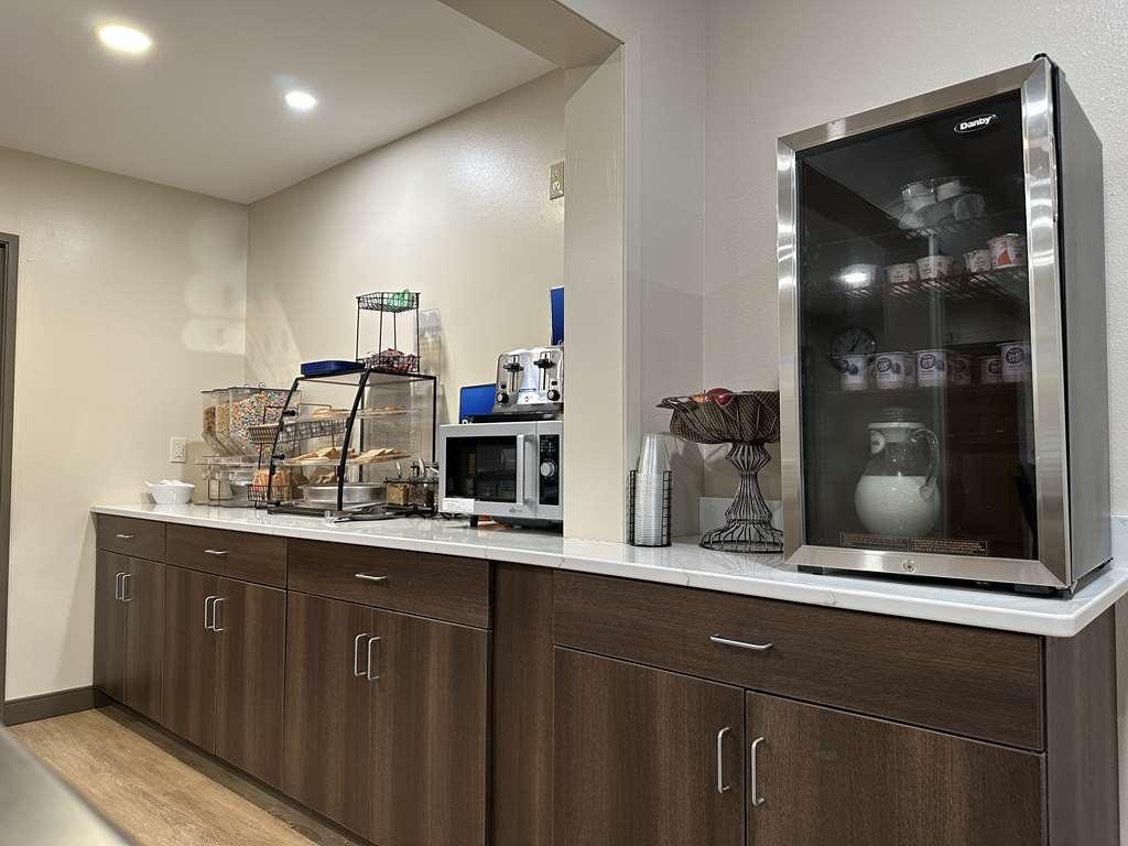 Best Western Vermillion Inn Ресторан фото