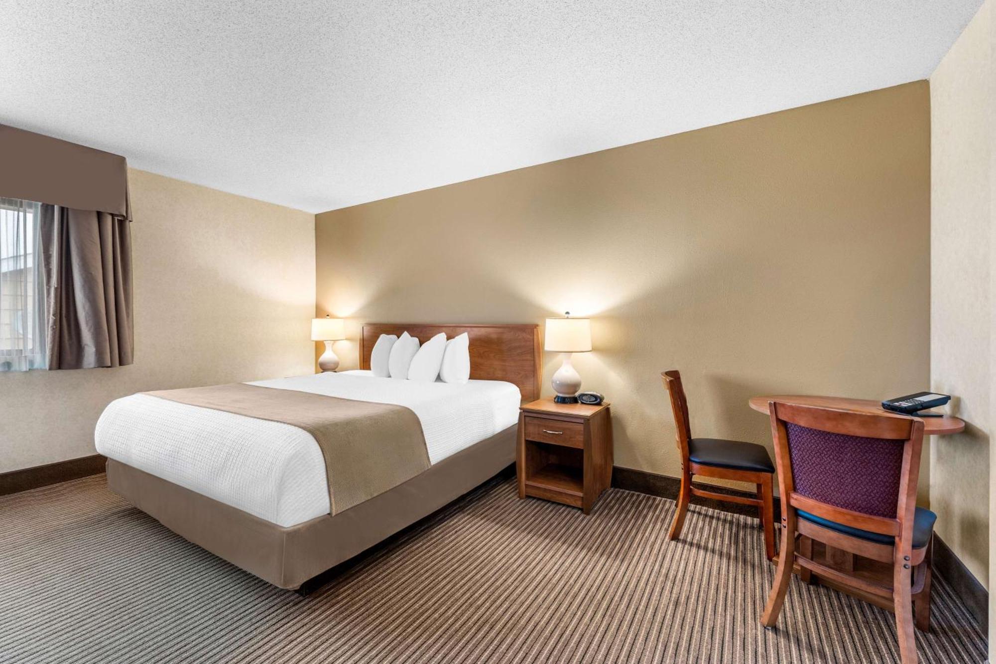 Best Western Vermillion Inn Екстер'єр фото