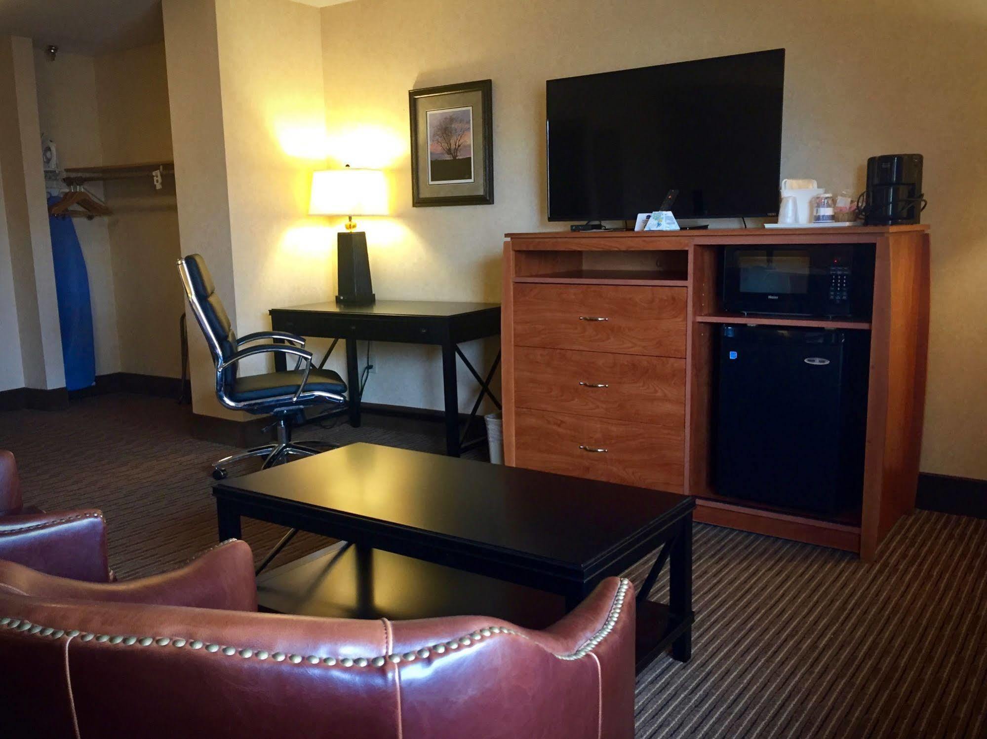 Best Western Vermillion Inn Екстер'єр фото